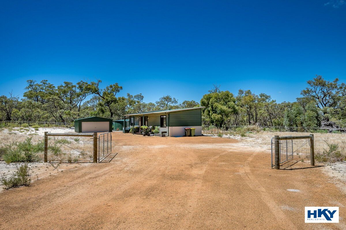 77 Salmon Gum Crescent, Chittering WA 6084, Image 0