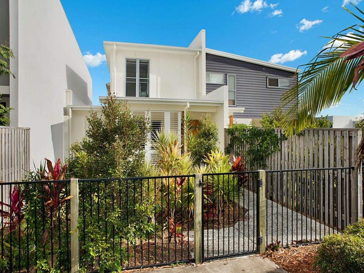 3 bedrooms Townhouse in 2/14 Meridien Dr MAROOCHYDORE QLD, 4558