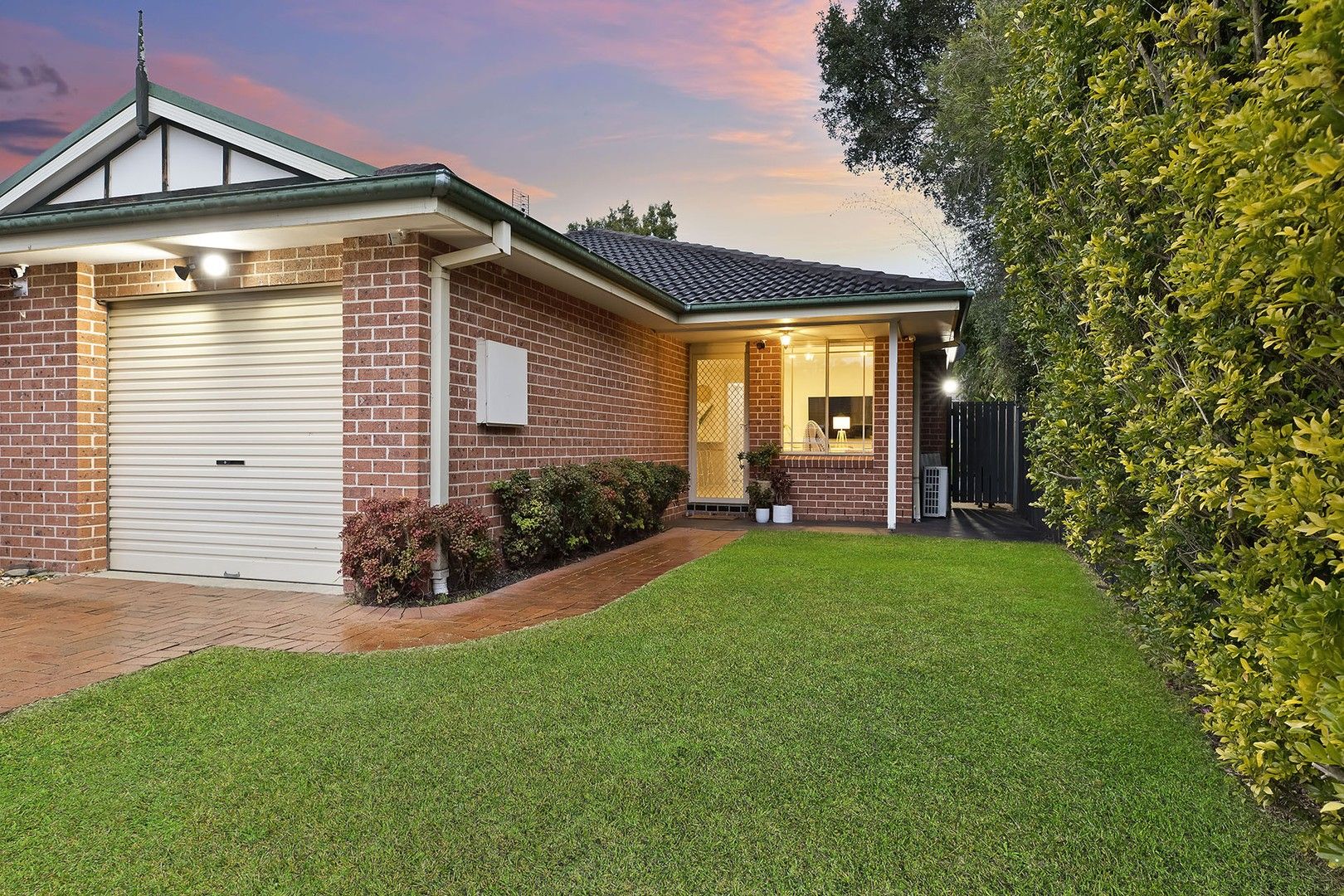 2/4 Jessie Riley Avenue, Erina NSW 2250, Image 0