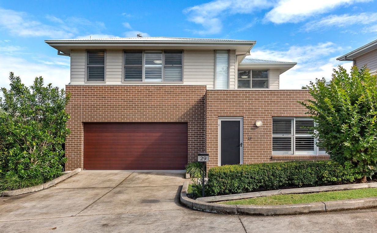 3 bedrooms House in 29 Devocean Place CAMERON PARK NSW, 2285