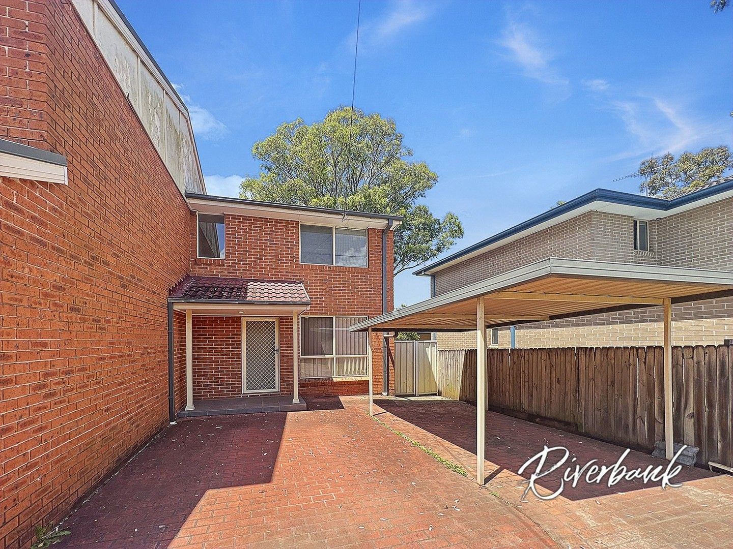 2 bedrooms Duplex in 2/2 Chelmsford Road SOUTH WENTWORTHVILLE NSW, 2145