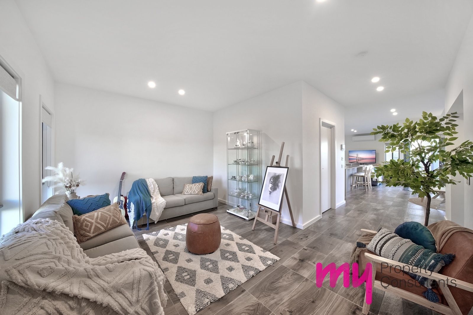 2a Lillydale Avenue, Gledswood Hills NSW 2557, Image 1