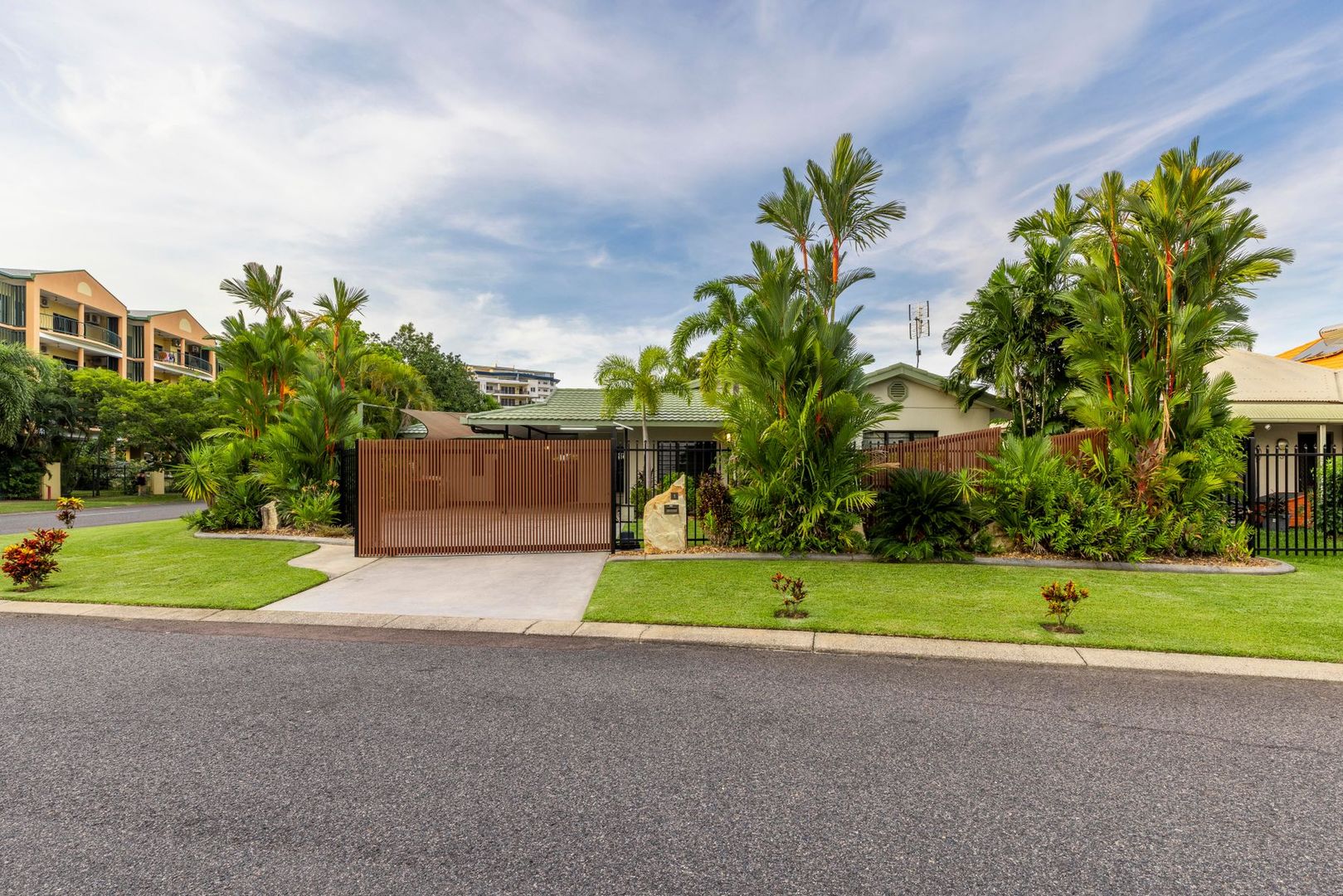 1 Trochus Crescent, Woolner NT 0820, Image 1