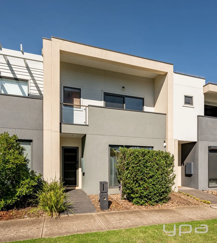 37 Exploration Avenue, Werribee VIC 3030