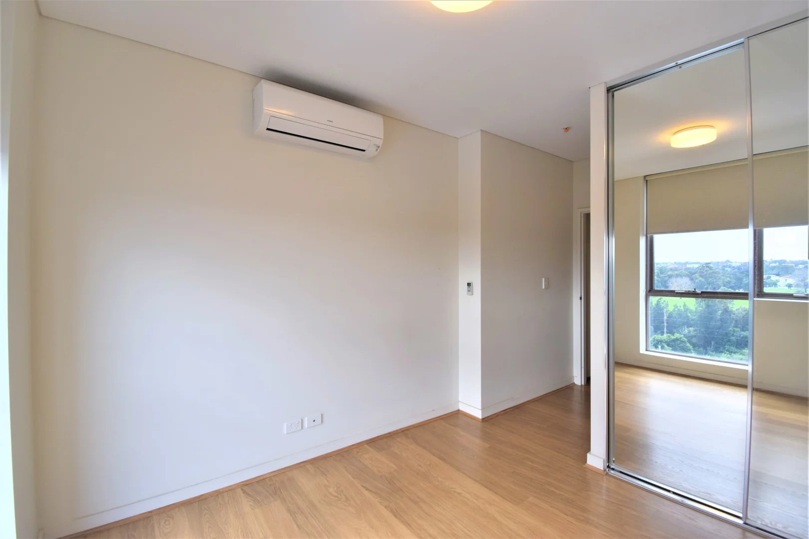 Additional image 7 of 501/2 Discovery Point Place, Wolli Creek NSW 2205