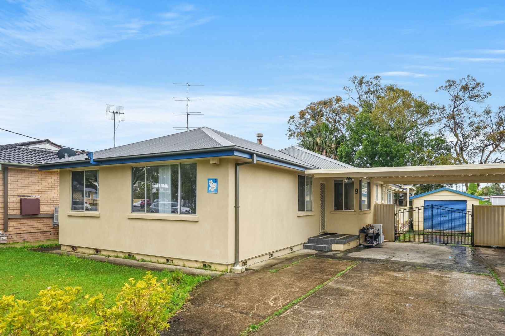 3 bedrooms House in 9 Hazel Close BERKELEY VALE NSW, 2261