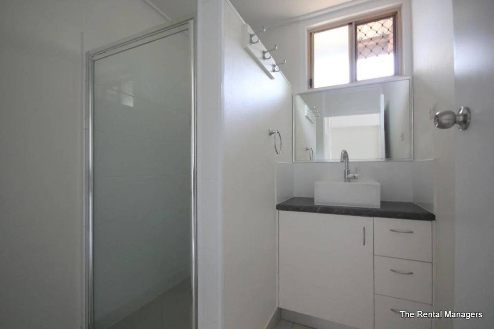 Additional image 5 of 2/18 Launder Street, Mundingburra QLD 4812