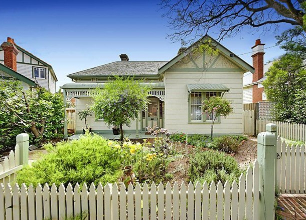 18 Burton Crescent, Ascot Vale VIC 3032