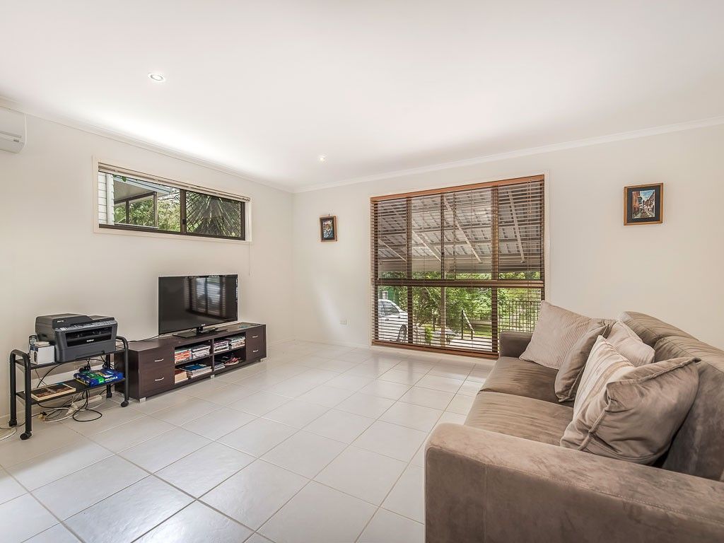 31 Kundart Street, Coes Creek QLD 4560, Image 2