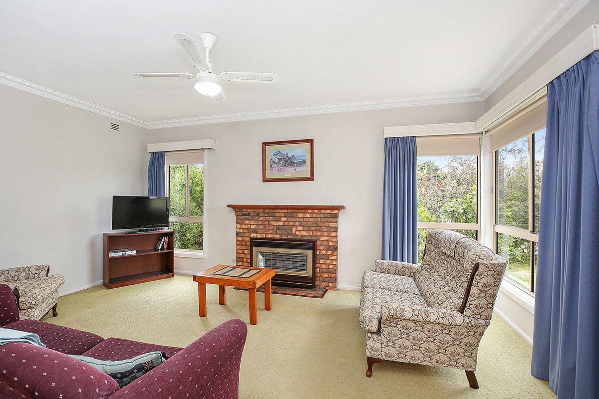 4 Cardell Court, Colac VIC 3250, Image 2