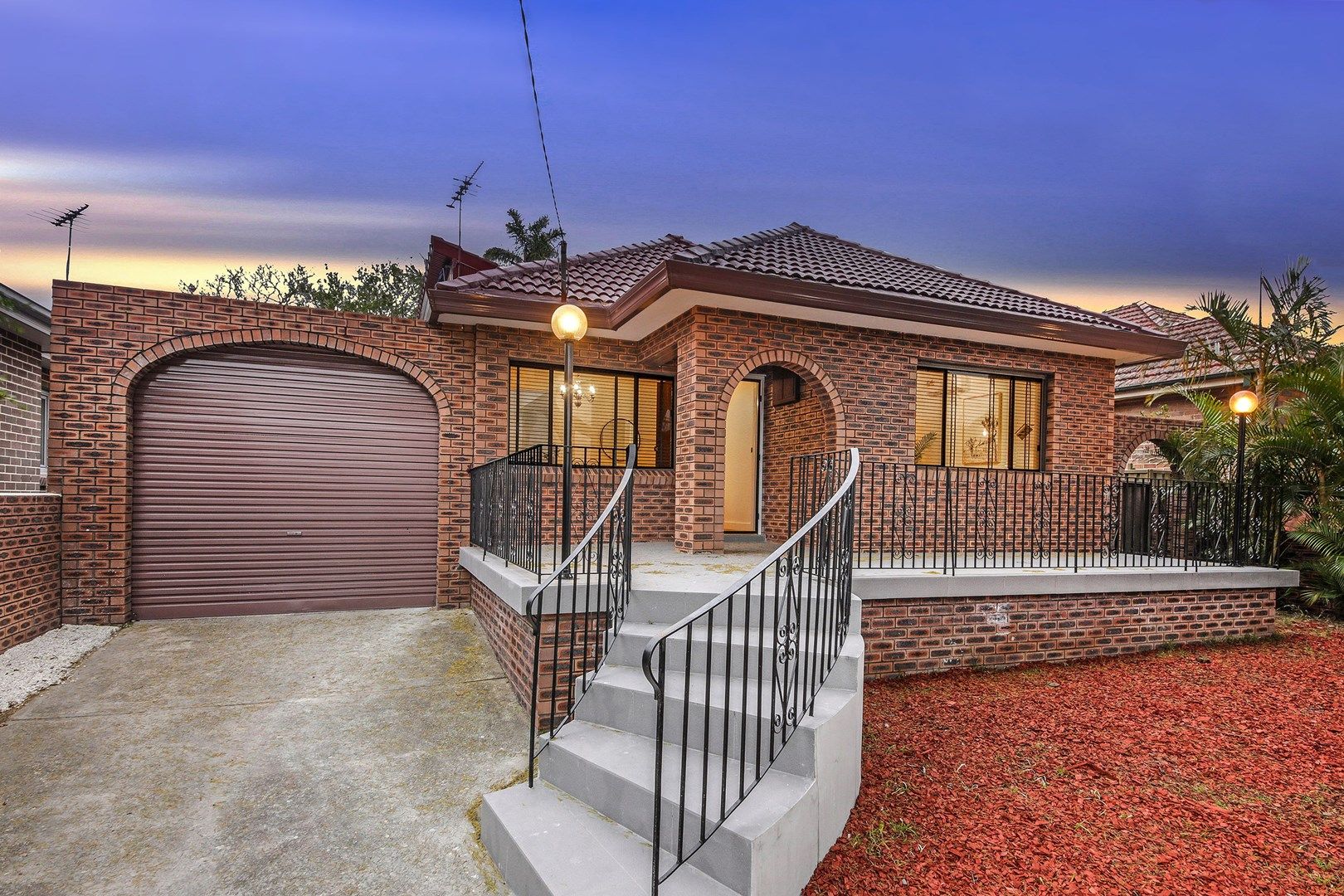 5 Dwyer Avenue, Blakehurst NSW 2221, Image 0