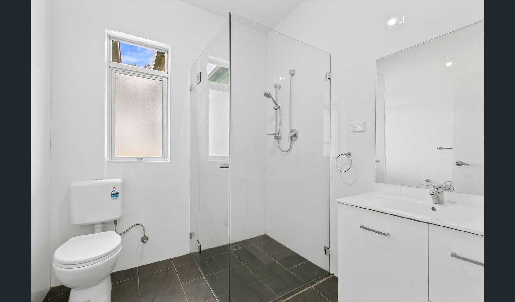 3 bedrooms House in 17 Richardson Street MERRYLANDS NSW, 2160