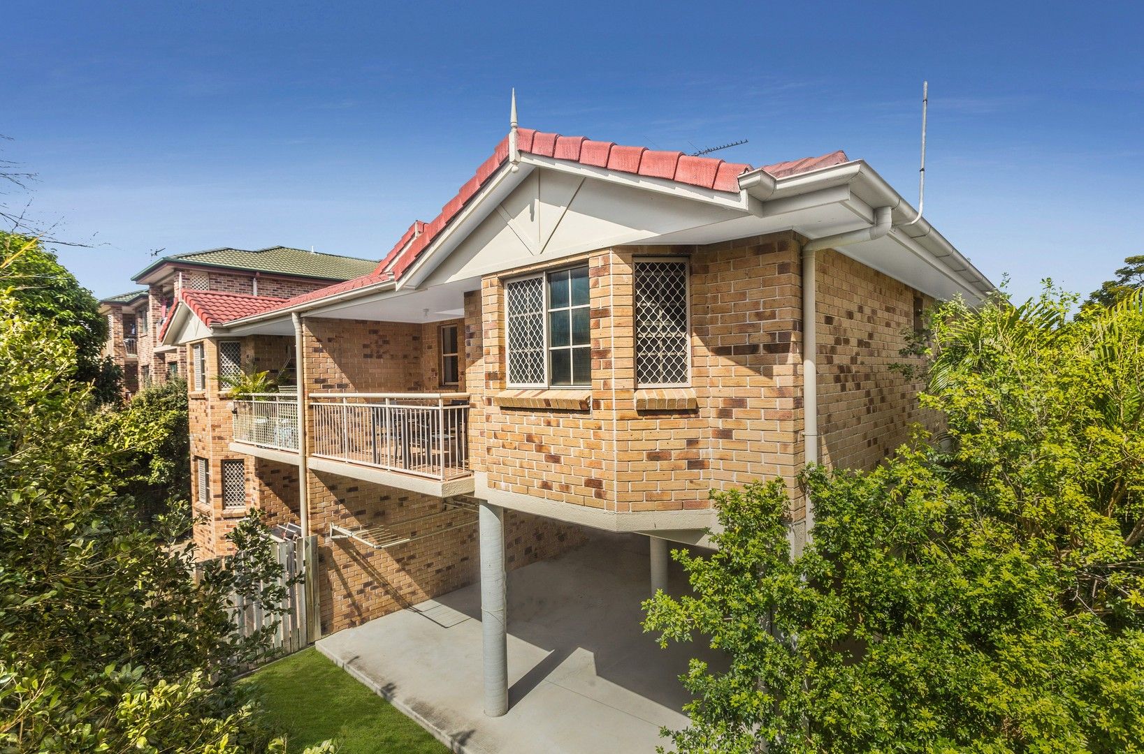 2 bedrooms Townhouse in 5/15 Malcolm Street HAWTHORNE QLD, 4171