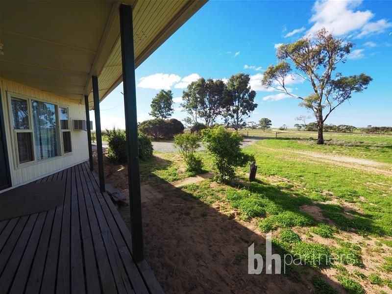 2200 Vondoussa Road, Bowhill SA 5238, Image 1