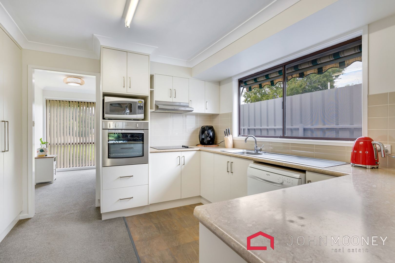 8 Galore Street, Lockhart NSW 2656, Image 1