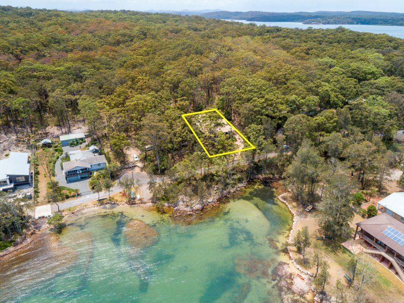 37 The Esplanade , North Arm Cove NSW 2324