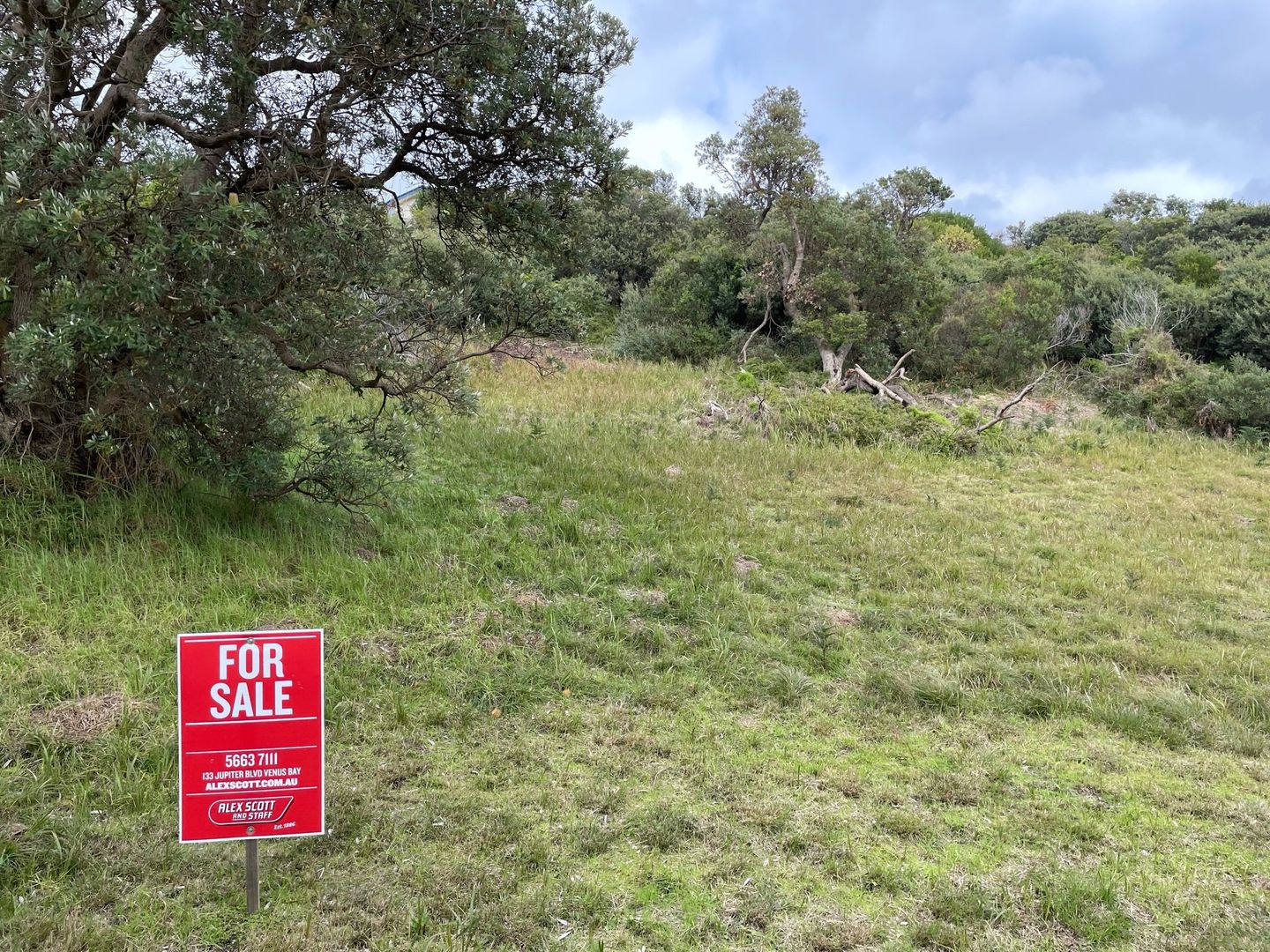 6 St Ives Crescent, Venus Bay Property History & Address Research