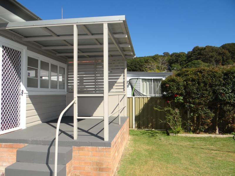 2 bedrooms House in 42 Fay Avenue NEW LAMBTON NSW, 2305