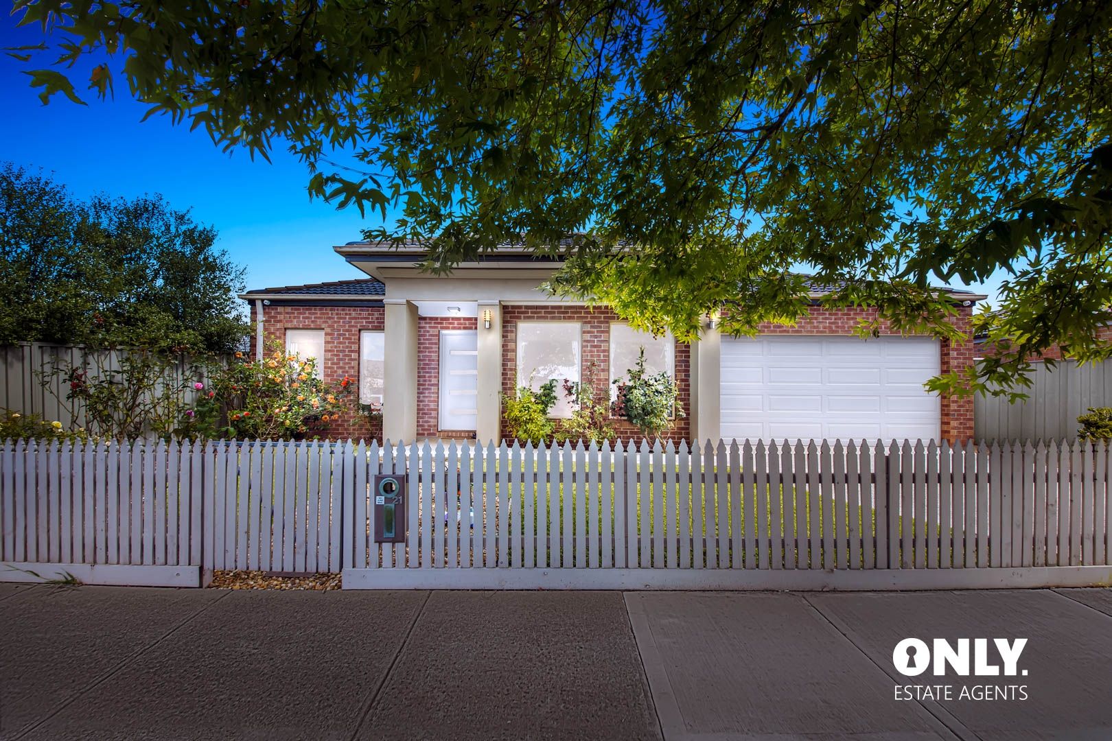 21 Northumbria Street, Cranbourne East VIC 3977, Image 0