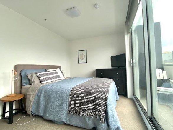 2 bedrooms Apartment / Unit / Flat in 519/15 Clifton Street PRAHRAN VIC, 3181