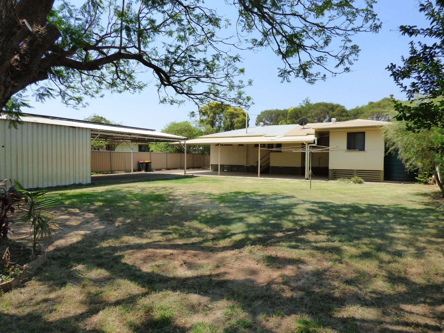 38 Munro Street, St QLD 4487 Domain