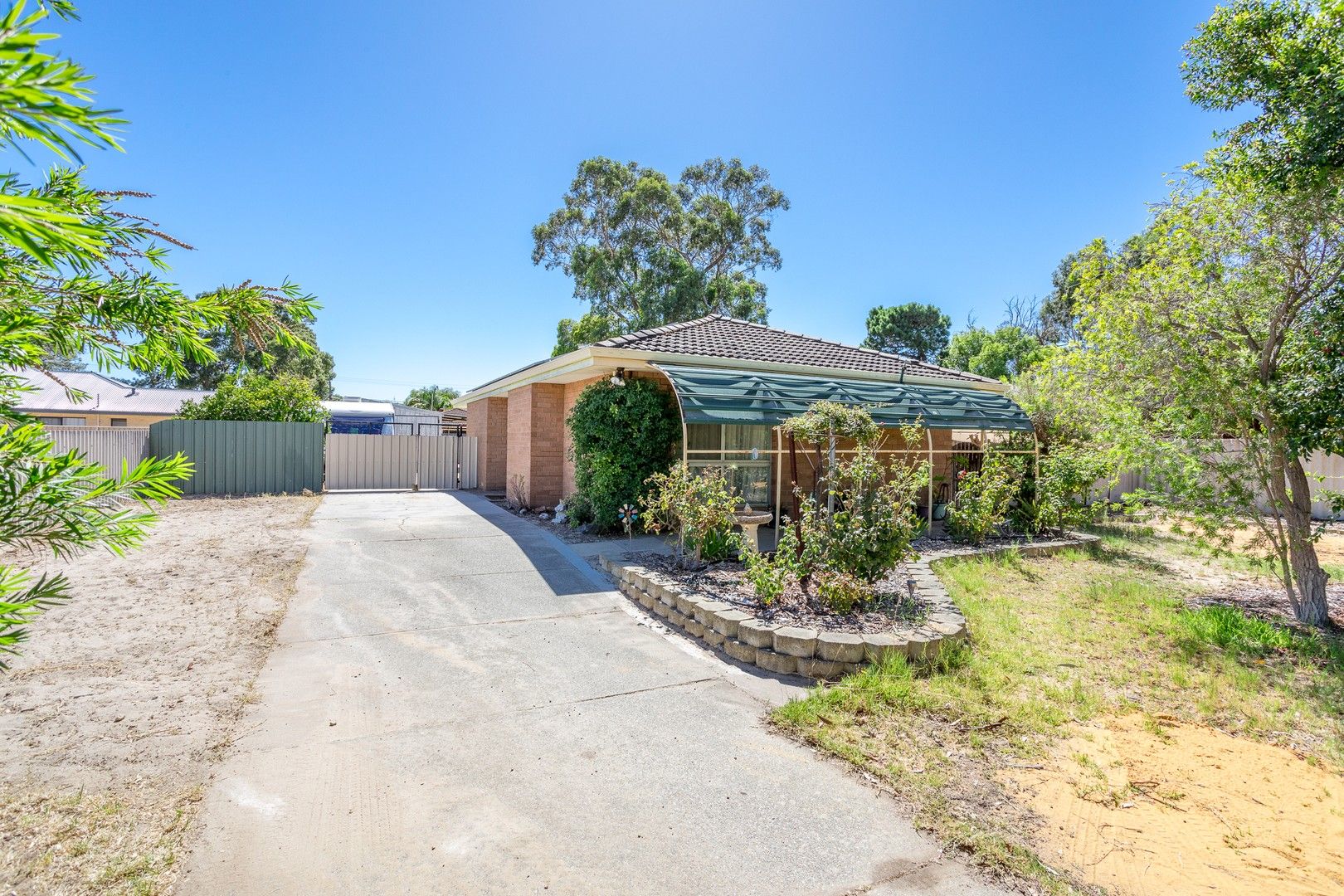 13 Tomlinson Place, Armadale WA 6112, Image 0