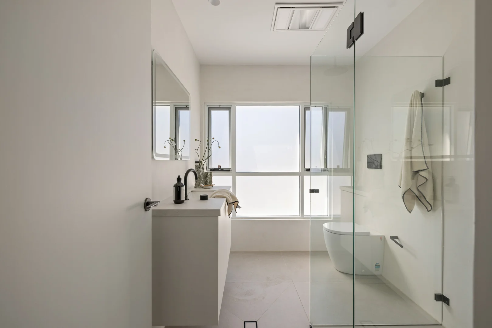 Additional image 32 of 2c Waite Avenue, Balmain NSW 2041