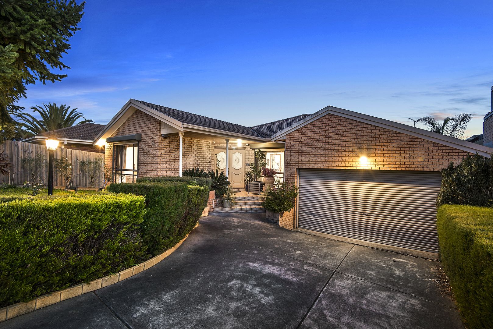 33 Georgette Crescent, Endeavour Hills VIC 3802