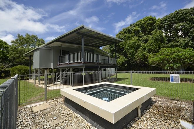 Picture of 5057 CAPTAIN COOK HIGHWAY, OAK BEACH QLD 4877