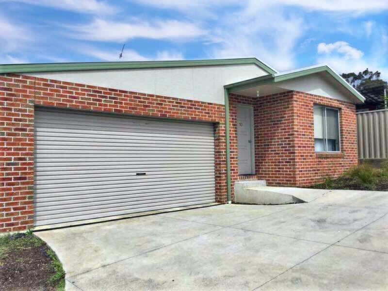 2 bedrooms Townhouse in 10/341A Humffray Street North BROWN HILL VIC, 3350