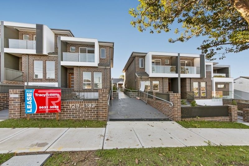2/129133 Dunmore St, Wentworthville NSW 2145 Townhouse For Rent