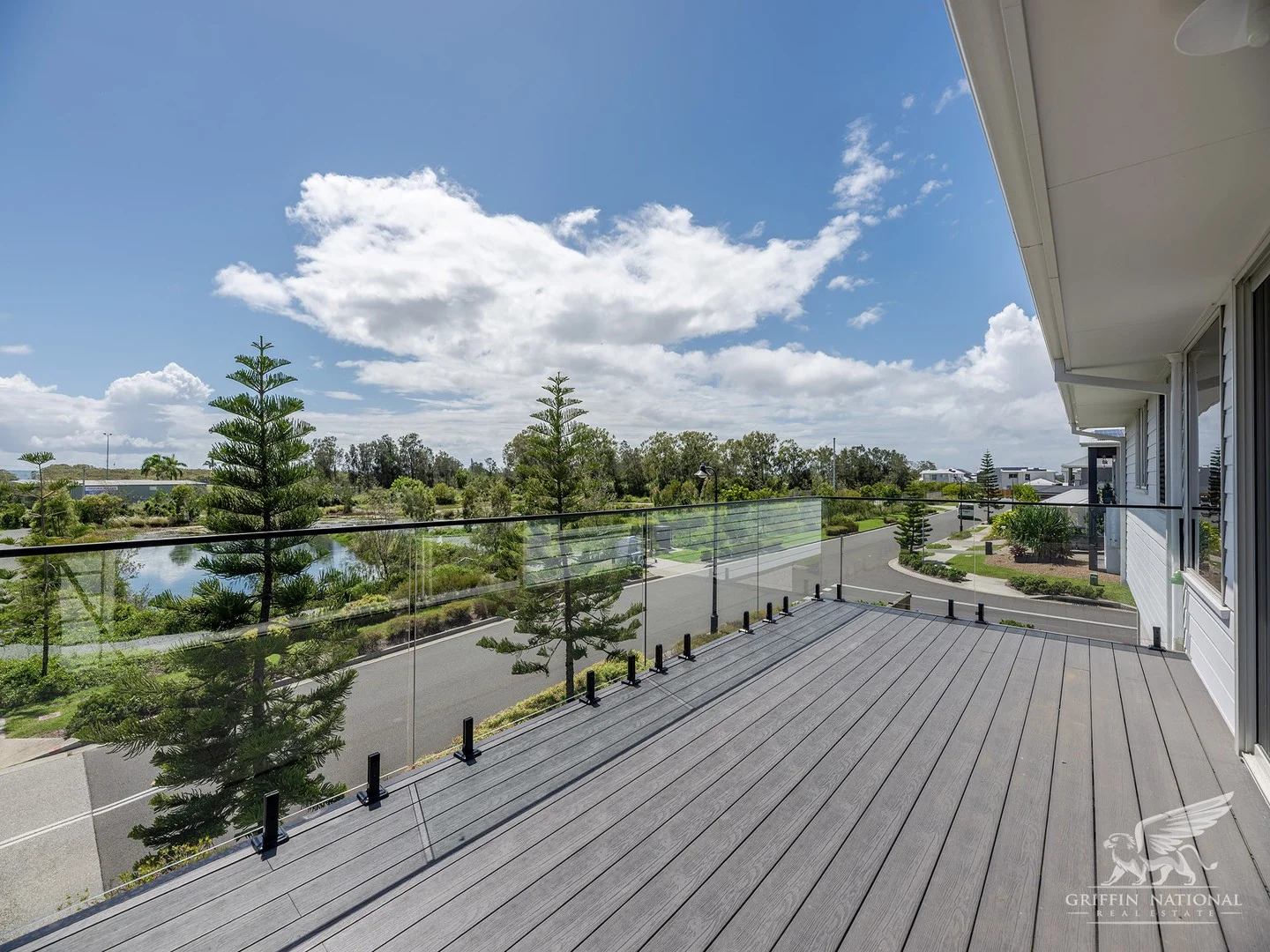 53 Byron Avenue, Newport QLD 4020