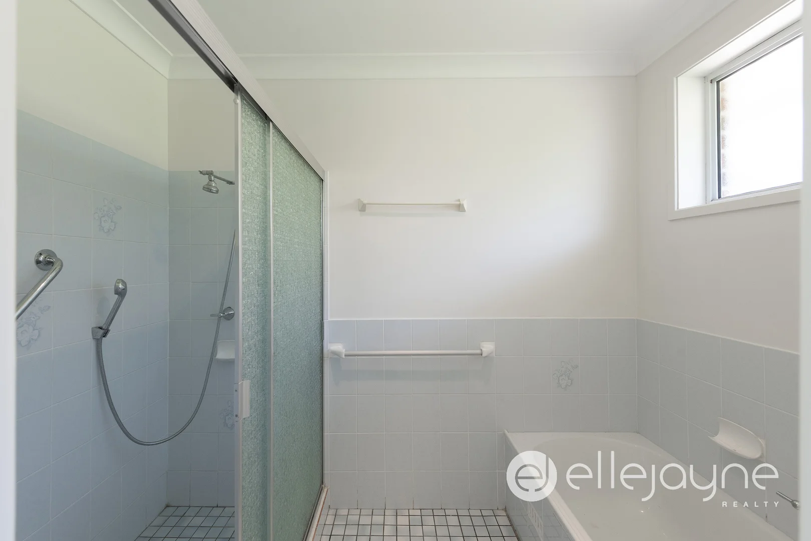 Additional image 15 of 16 Waterside Ave, Sunshine NSW 2264