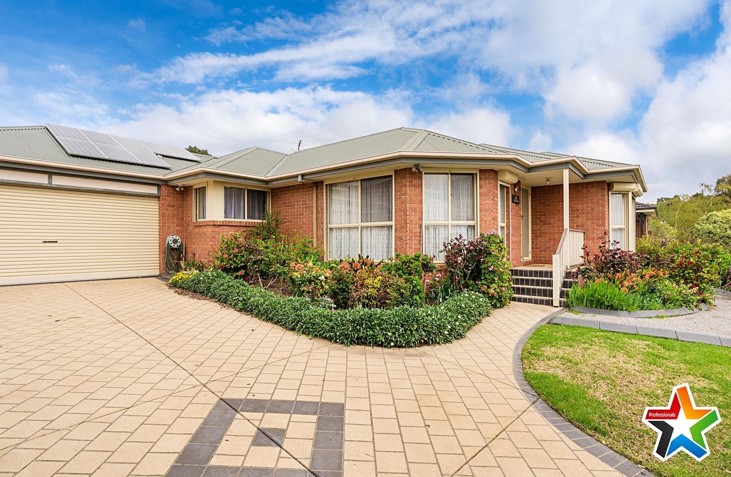 10 Clearwater Drive, Lilydale VIC 3140, Image 2