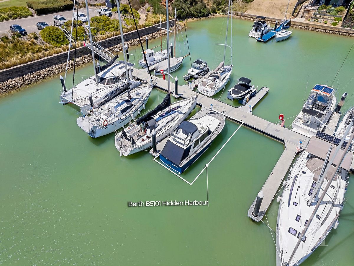 Berth B5101 Martha Cove Waterway, Safety Beach VIC 3936, Image 2