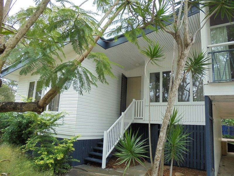 4 Pearl St, Russell Island QLD 4184, Image 0