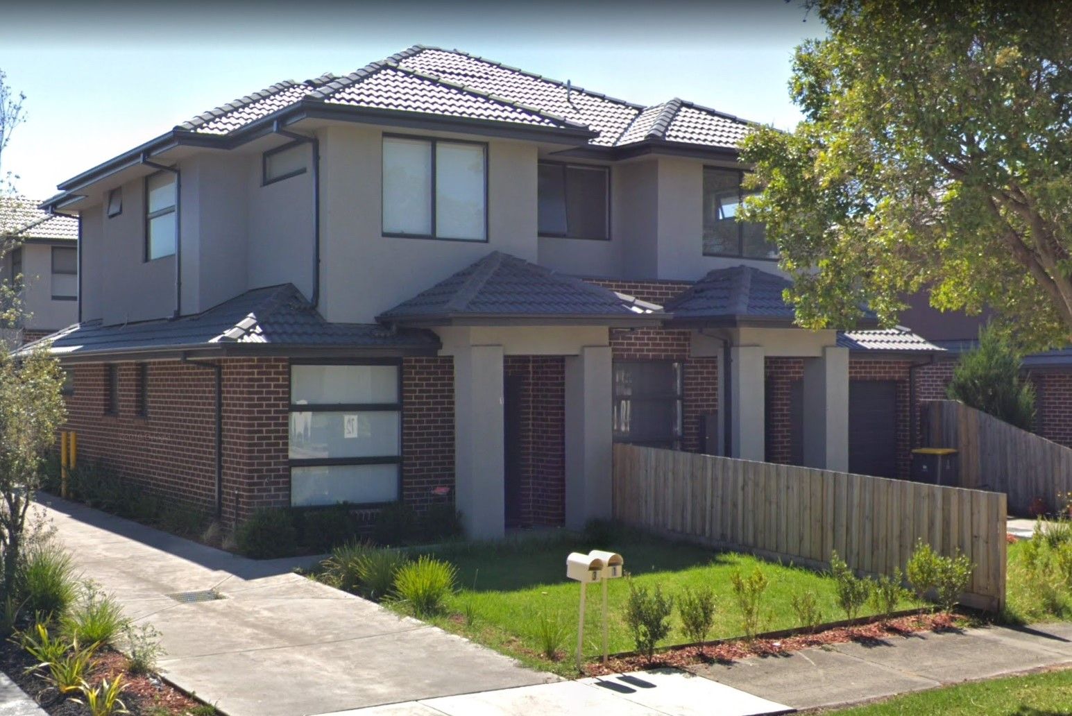 3 bedrooms Townhouse in 1/13 Wallace Avenue OAKLEIGH SOUTH VIC, 3167