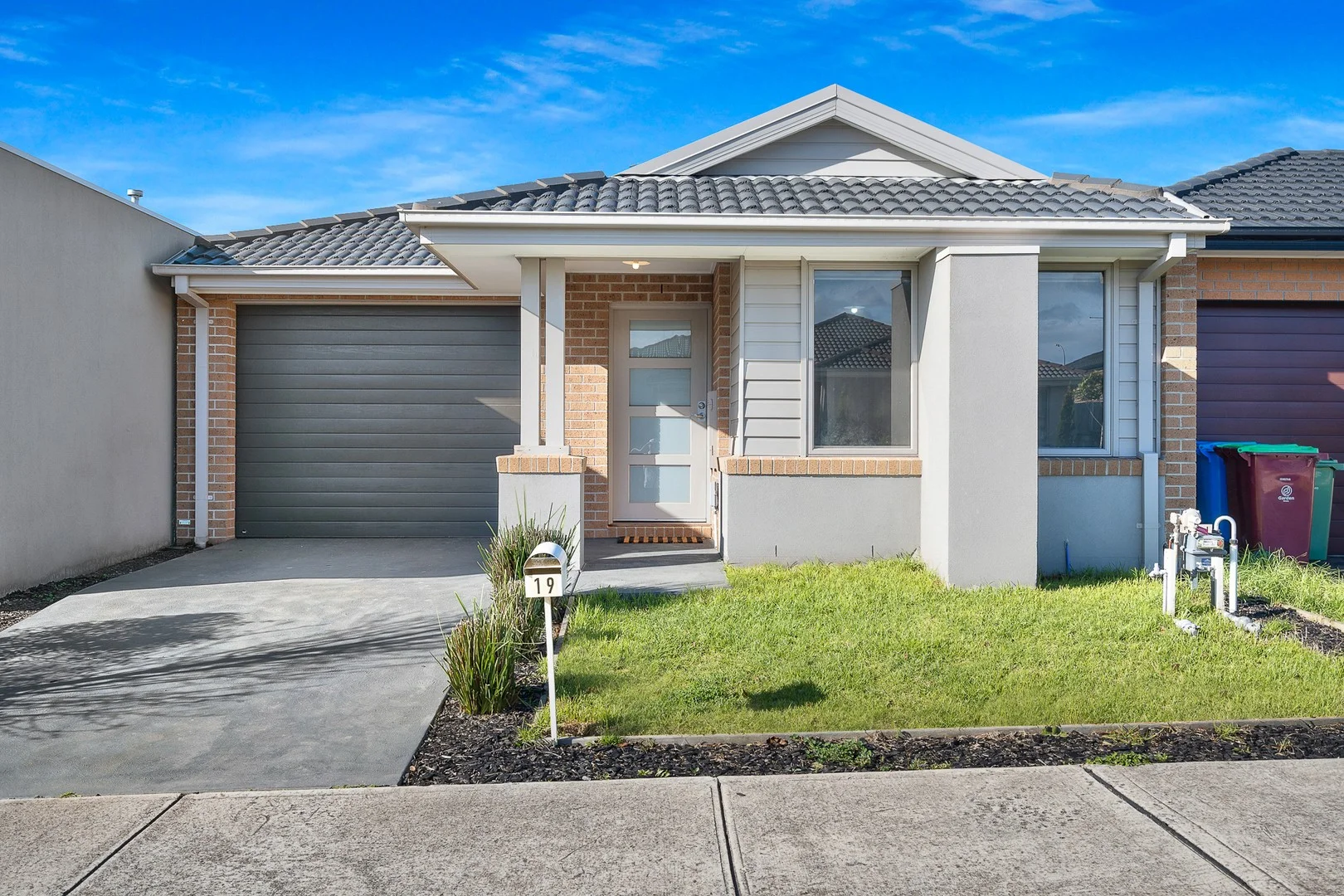 19 Yellowstone Avenue, Clyde VIC 3978