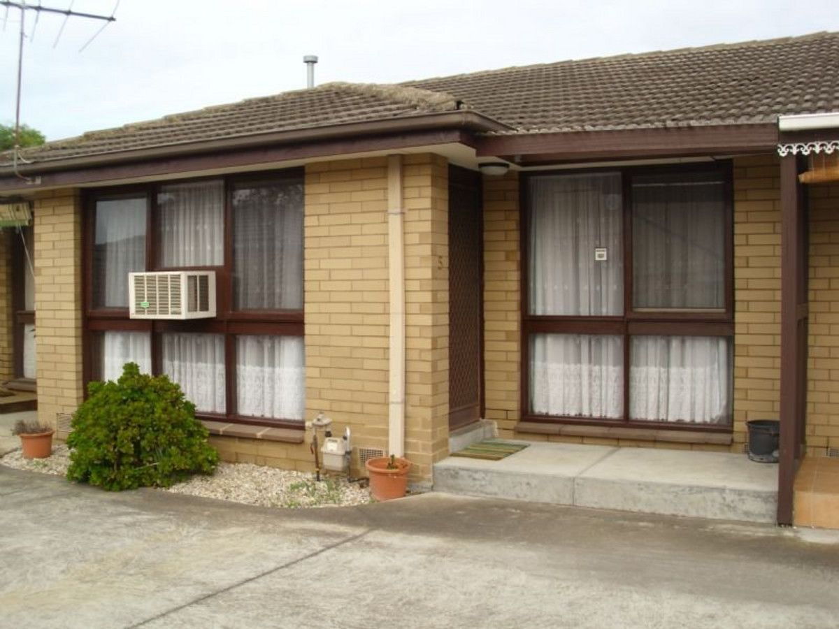 2 bedrooms Apartment / Unit / Flat in 5/33 Clovelly Avenue GLENROY VIC, 3046