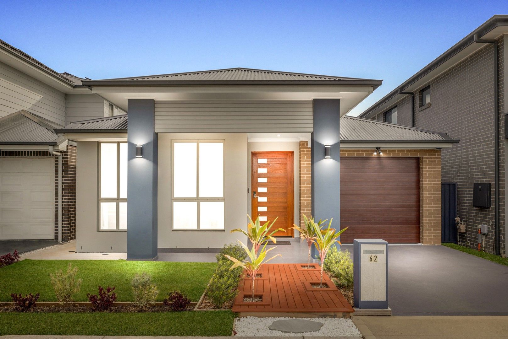 5 bedrooms House in 62 Syncarpia Street MARSDEN PARK NSW, 2765