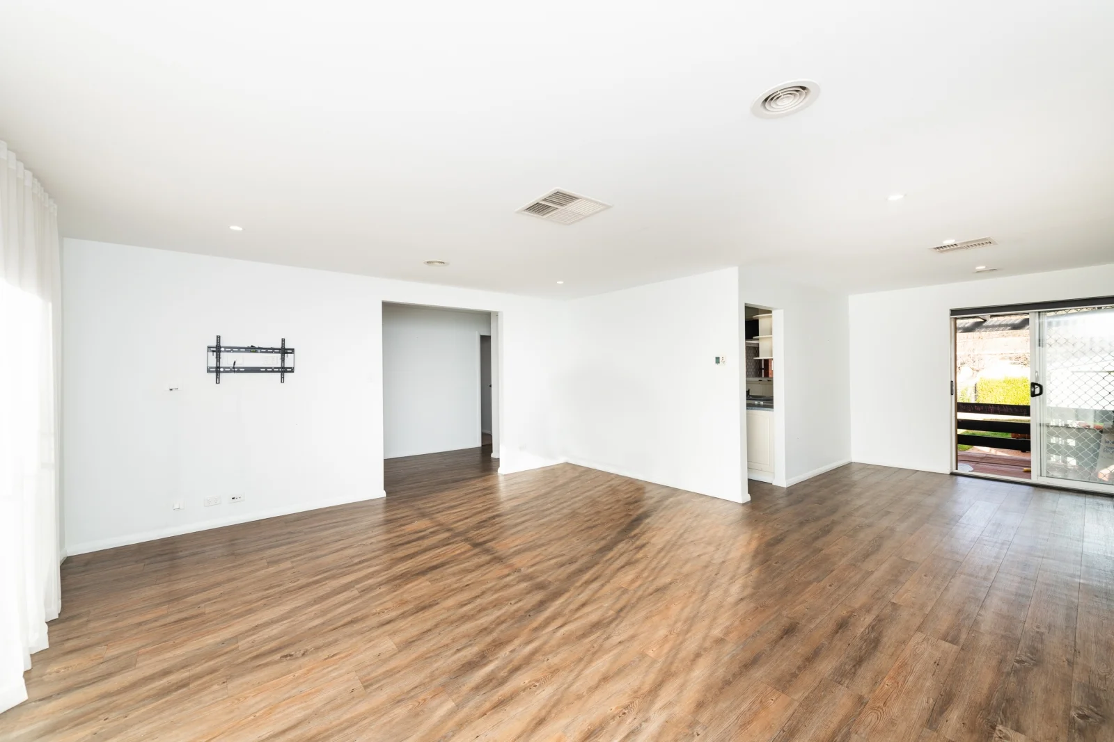 Additional image 4 of 43 Lumeah Street, Narrabundah ACT 2604