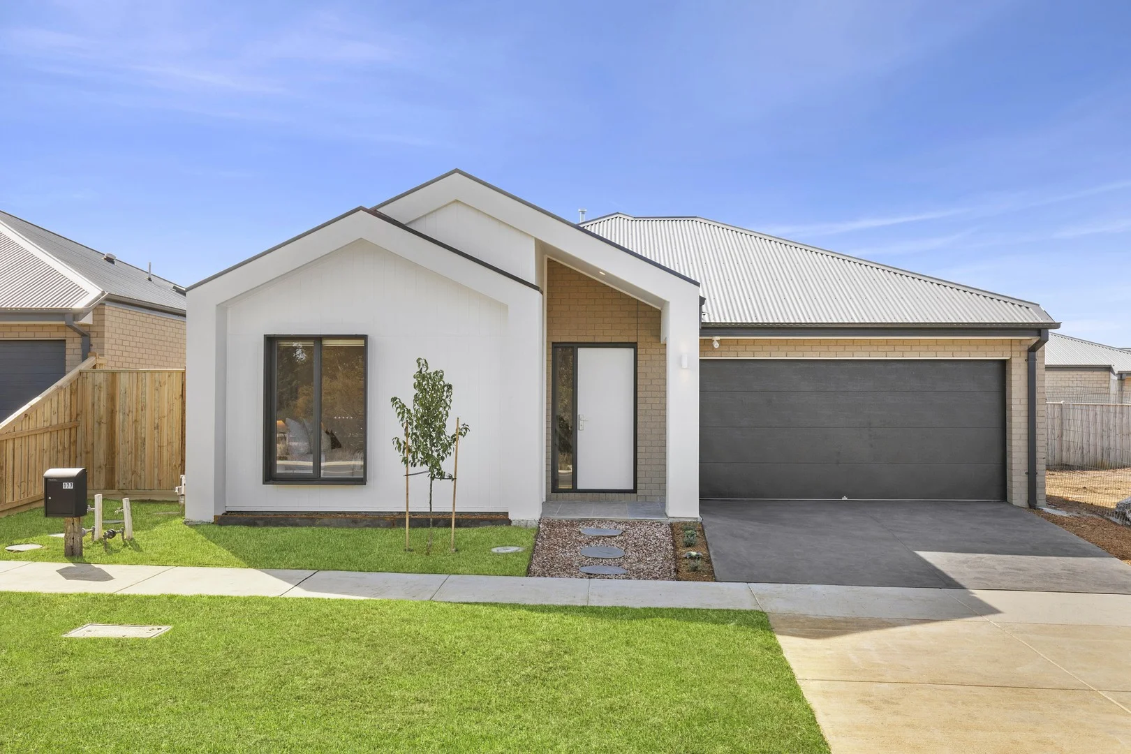 177 Burvilles Road, Armstrong Creek VIC 3217