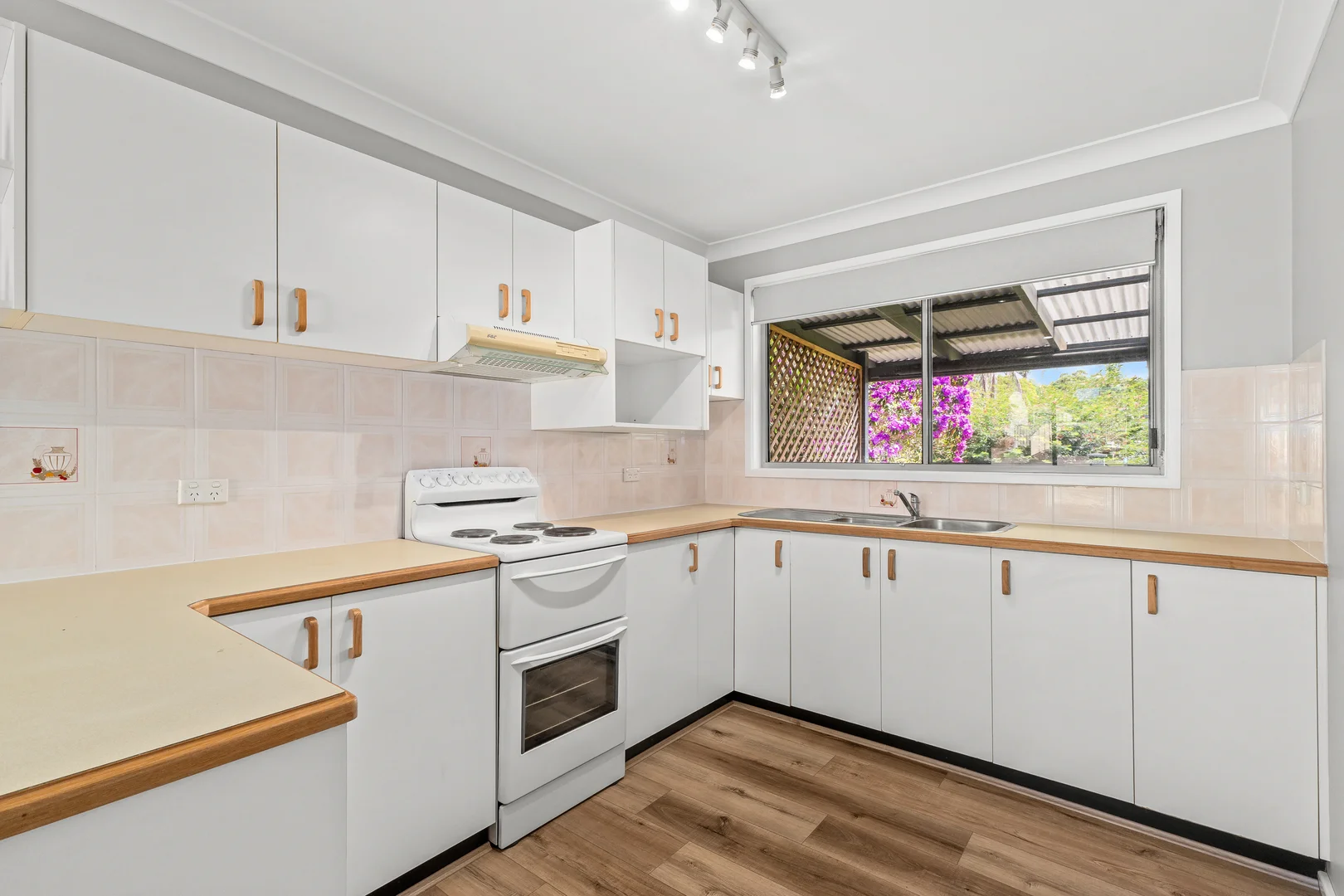 Additional image 4 of 19 Leumeah Avenue, Chain Valley Bay NSW 2259