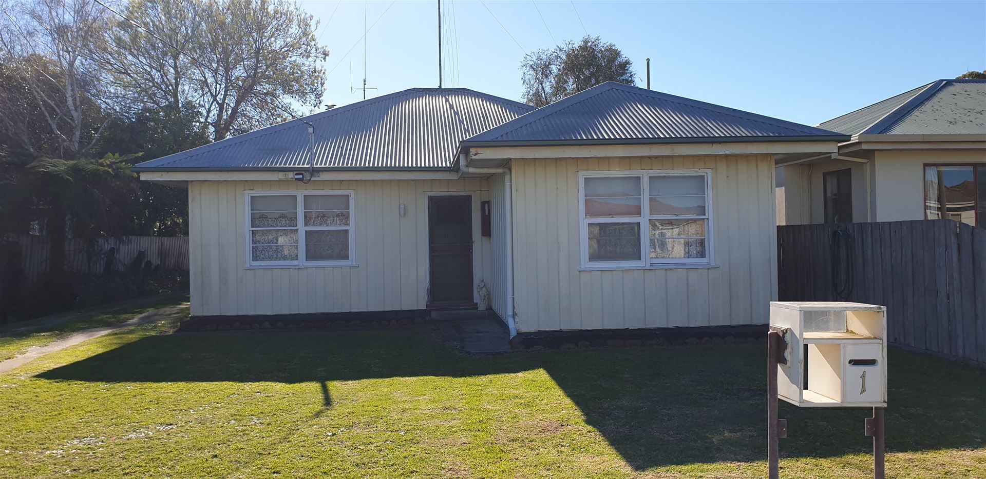 1 Ray Street, Yarram Property History & Address Research Domain