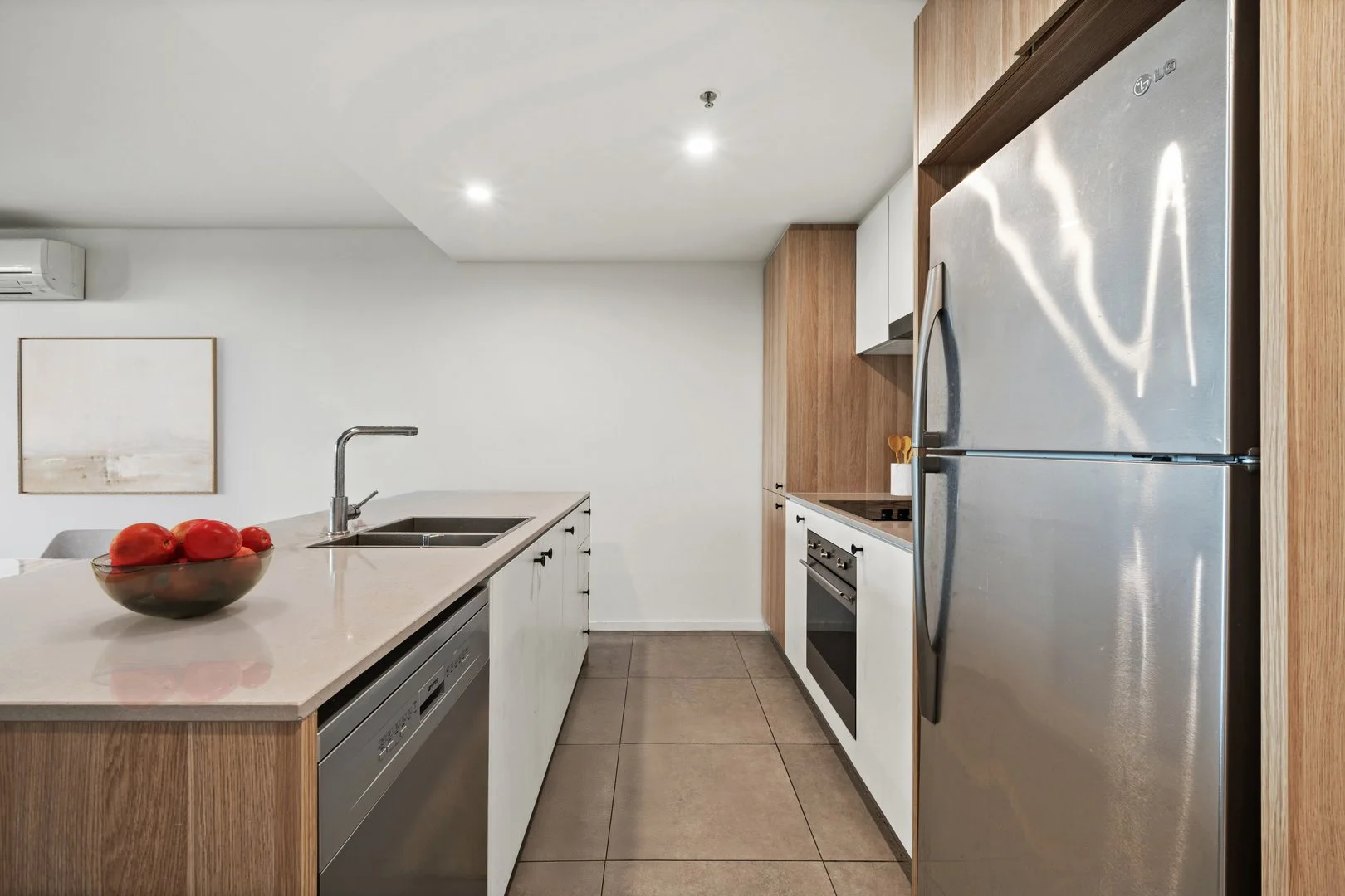 Additional image 6 of 206/6 Grazier Lane, Belconnen ACT 2617
