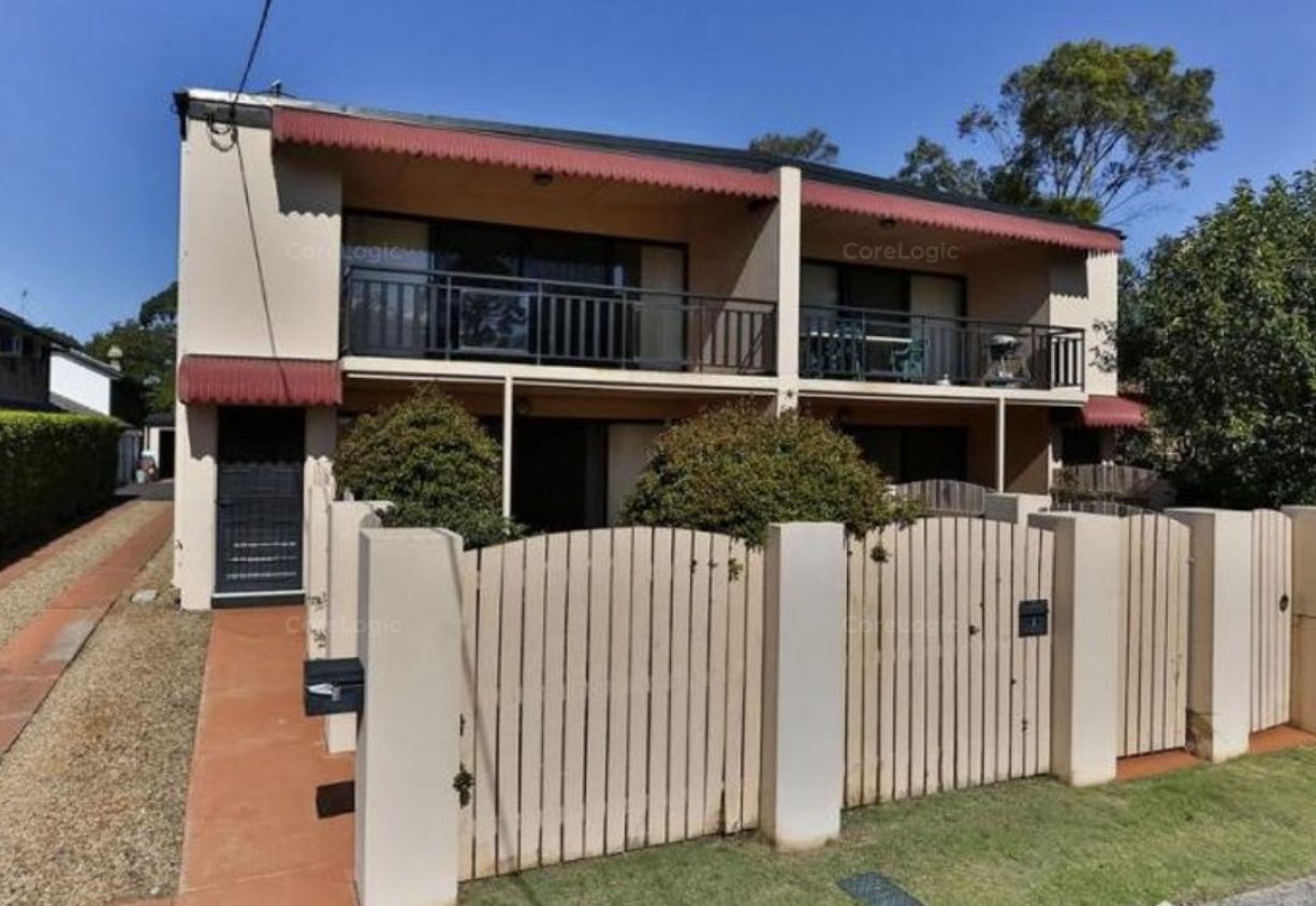 2 bedrooms Townhouse in 2/4 Scott Street EAST TOOWOOMBA QLD, 4350