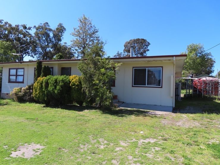 37 Wallangarra Road, Stanthorpe QLD 4380, Image 0