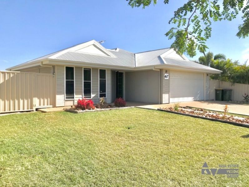 4 bedrooms House in 67 Canterbury Rd EMERALD QLD, 4720