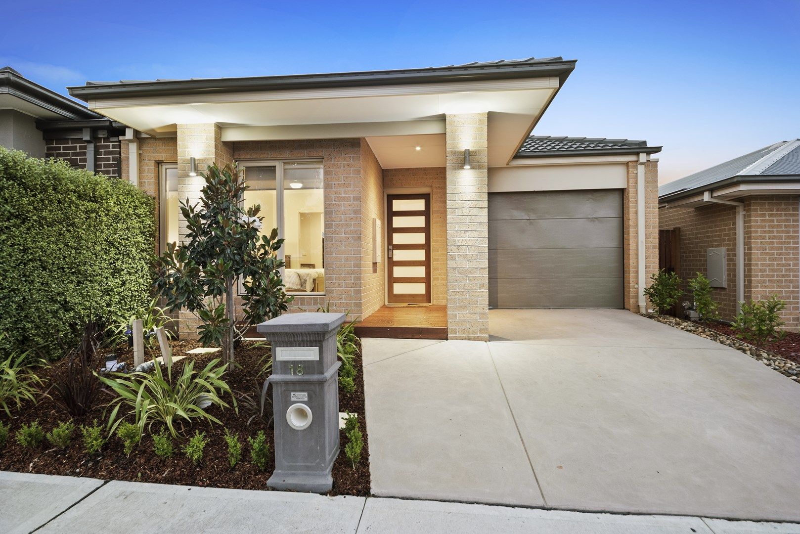 18 Townsend Avenue, Clyde VIC 3978, Image 0