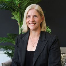 Fiona Monteleone, Sales representative